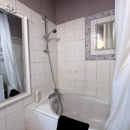 Sejour A Deux Appartement Agreable Centre Ville Fontainebleau